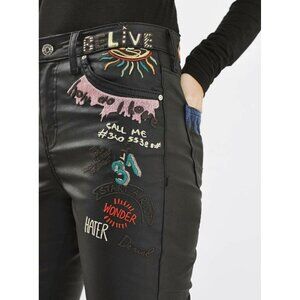 Topshop Moto Jamie Scribble Coated Black Jeans Womens 28 Embroidery $115